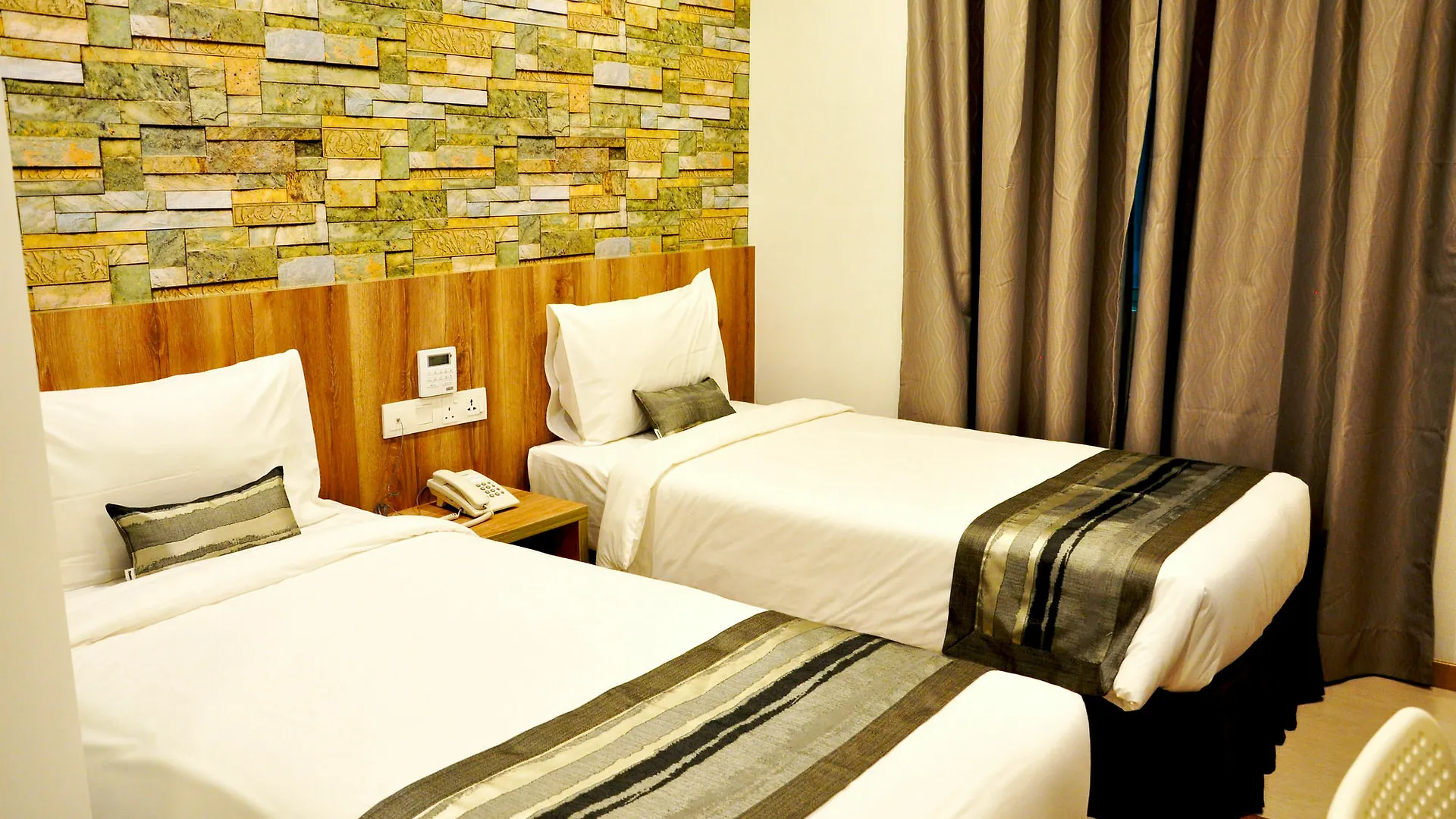 Valya Hotel, Ipoh Hotel