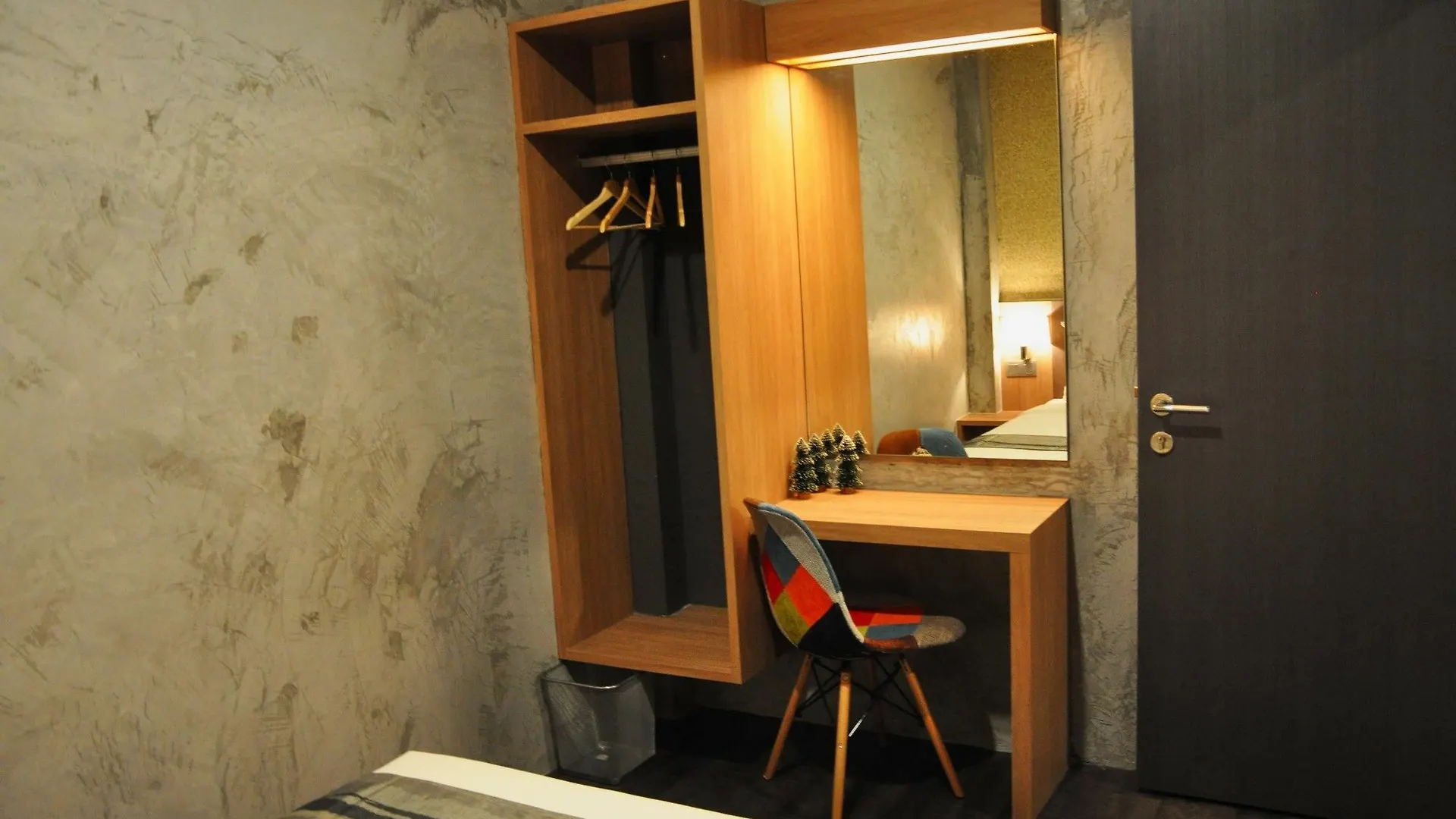 Valya Hotel, Ipoh